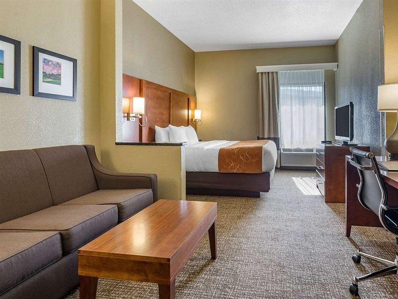 Comfort Near Lehigh And Lvi Airport Hotel 3*